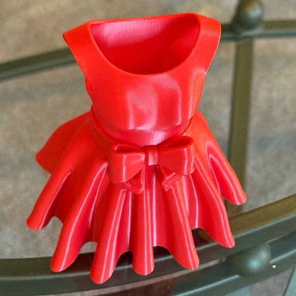 3D Printed. Dress for Pen Holders. - Picture 3 of 5